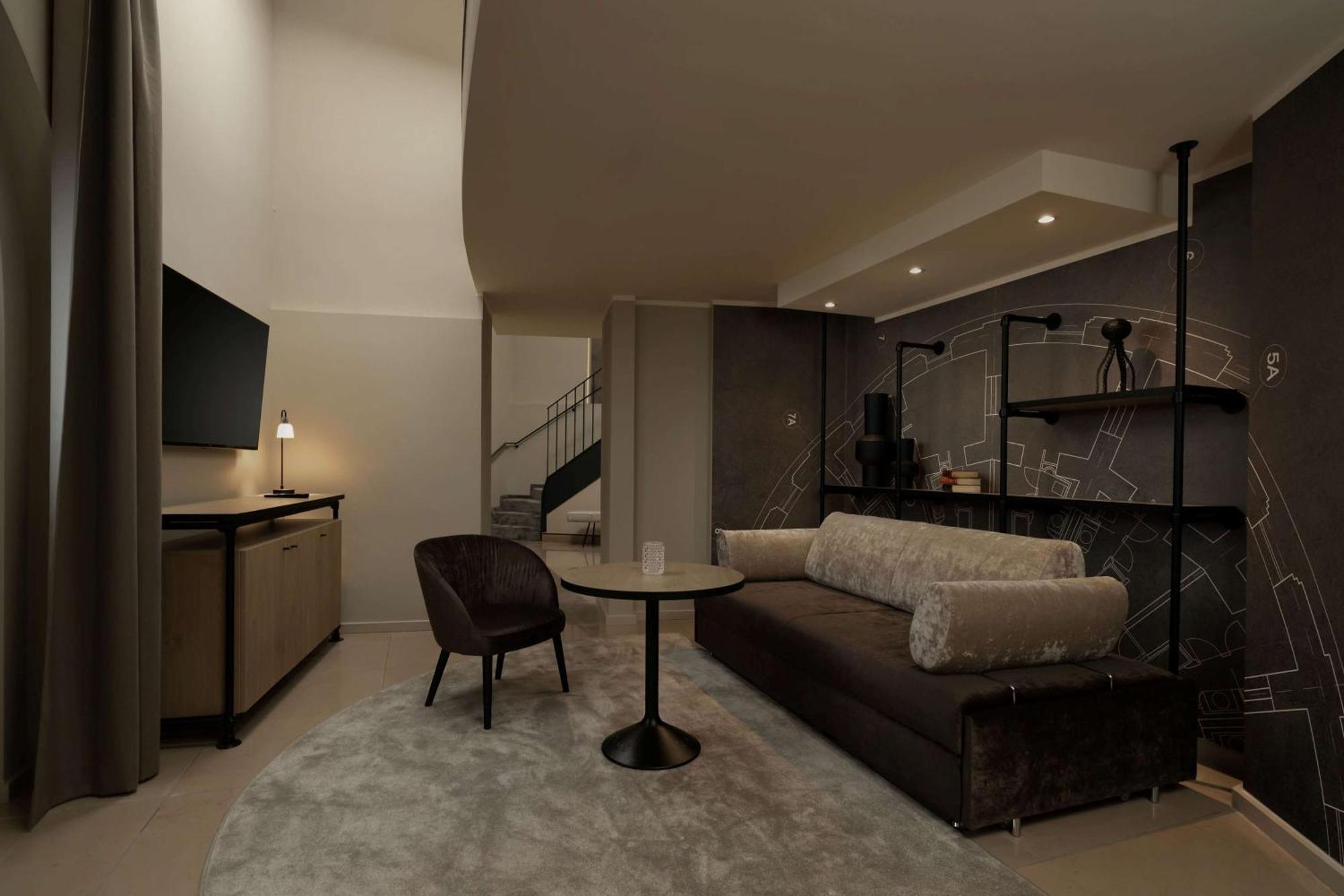 Wasserturm Hotel Cologne, Curio Collection By Hilton Exterior foto